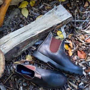Blundstone Chelsea Boots Size 8.5